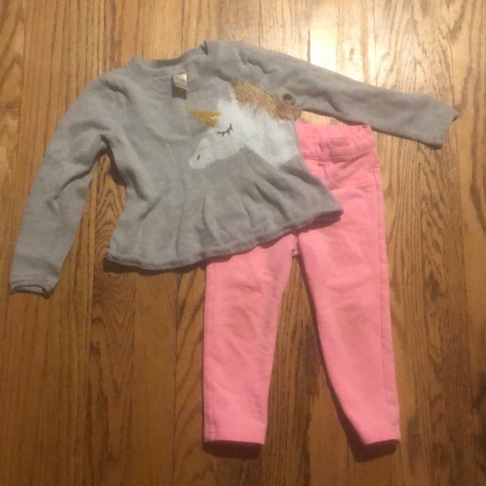 Oshkosh girls sweater and pants 18-24m